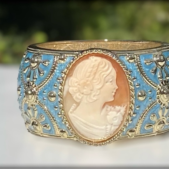 Amedeo 14K Gold Plated & Shell Elegant Blue Cameo Bracelet